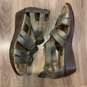 I Love Comfort Wedge Metallic Sandals